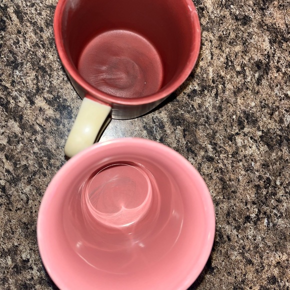 Red and White Calgary Flames Mugs - Picture 4 of 4